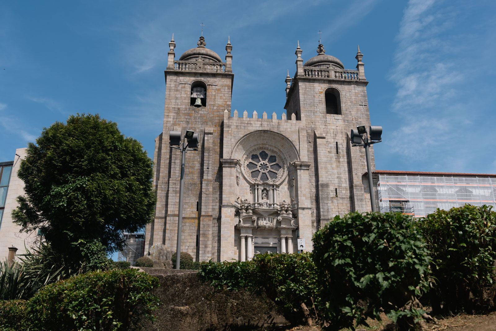 a picture of Porto Cathedral from the outside, 1 day in Porto