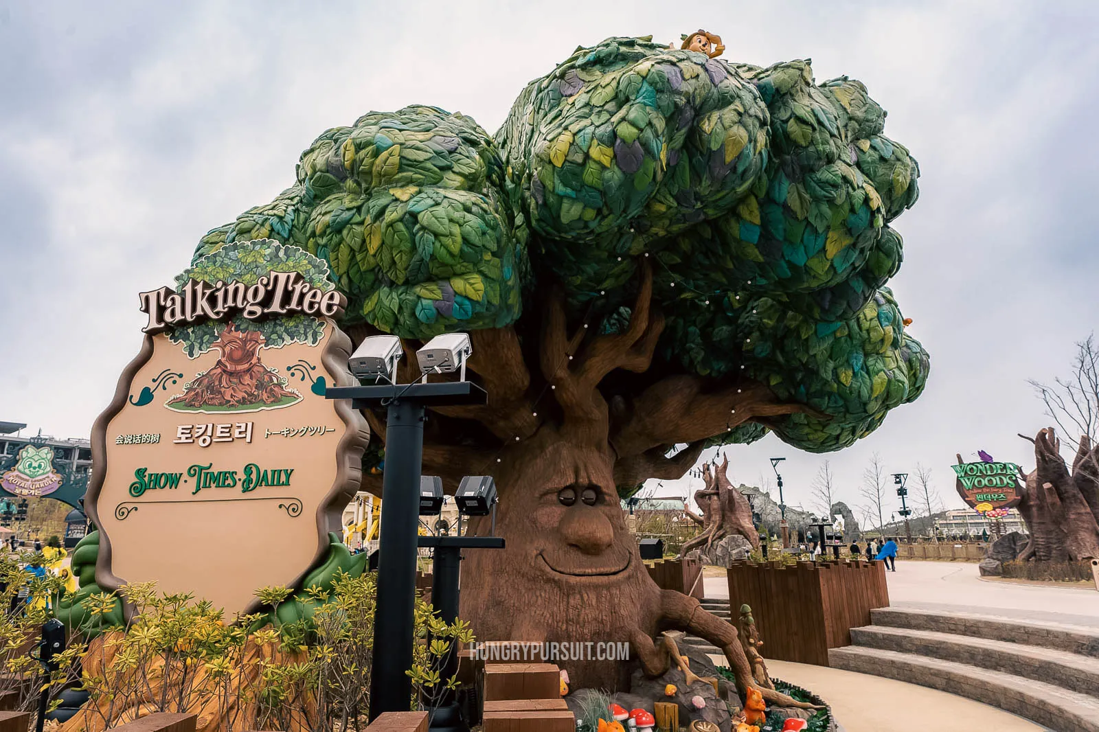 talking tree at lotte world busan; things to do in busan